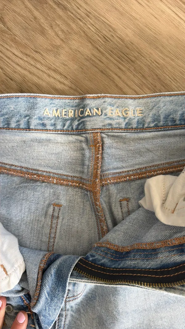 American Eagle Jeans - Image 5