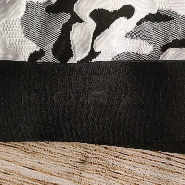 Koral camo sports bra size small? - Image 3