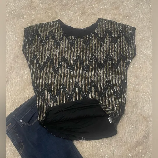 Joe's Jeans Fashion Blouse Sequins Butterfly/short dolman Black/Gold size S - Image 3