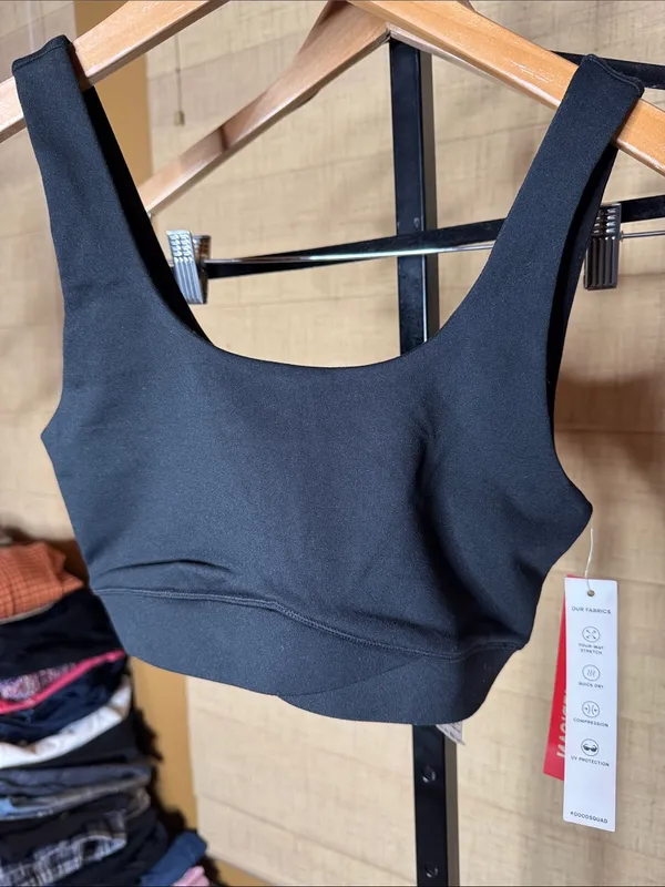 NWT Sold Out Good American Black Scoop Neck Compression Sports Bra Size 1 Small - Image 3