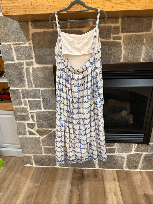 Max Studio NWT Blue Floral Boho Maxi Dress XL Built In Shelf Bra - Image 3