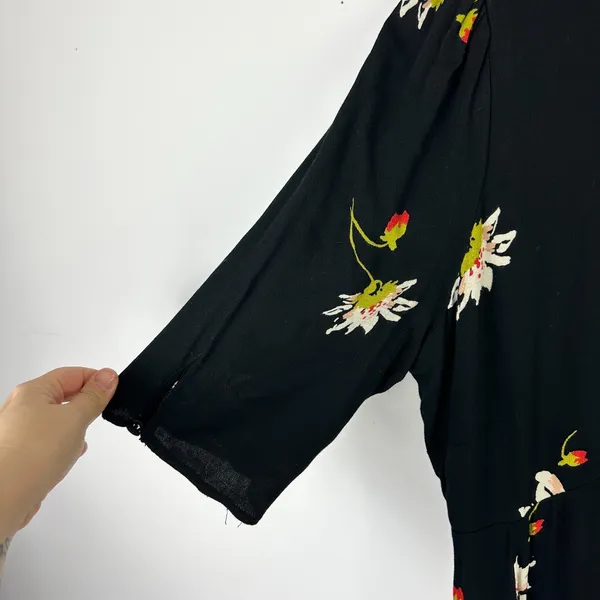 Free People Floral Black Wrap Dress Womens Medium Babydoll Boho Feminine Garden‎ - Image 4
