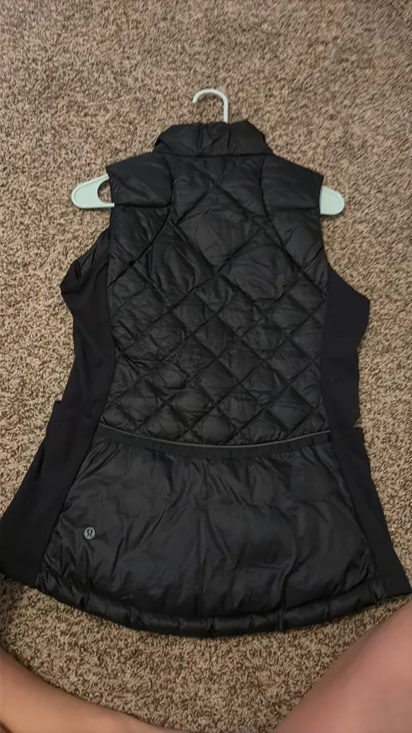 lululemon vest - Image 2