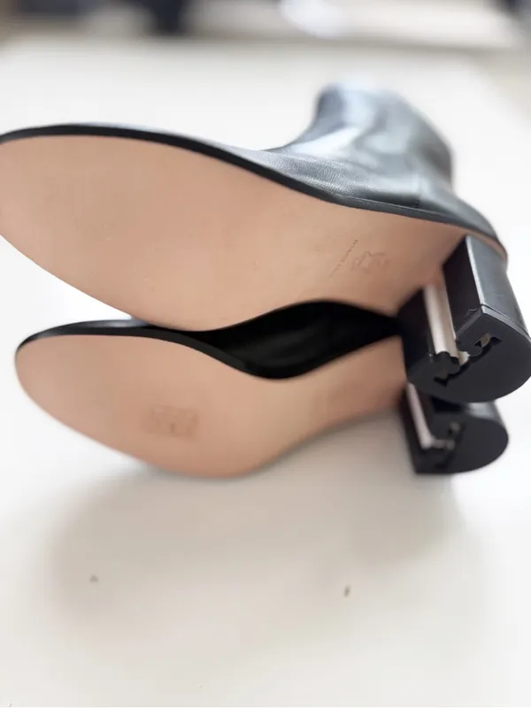 Tory Burch Brooke Stamped Heel Bootie size 9 - Image 6