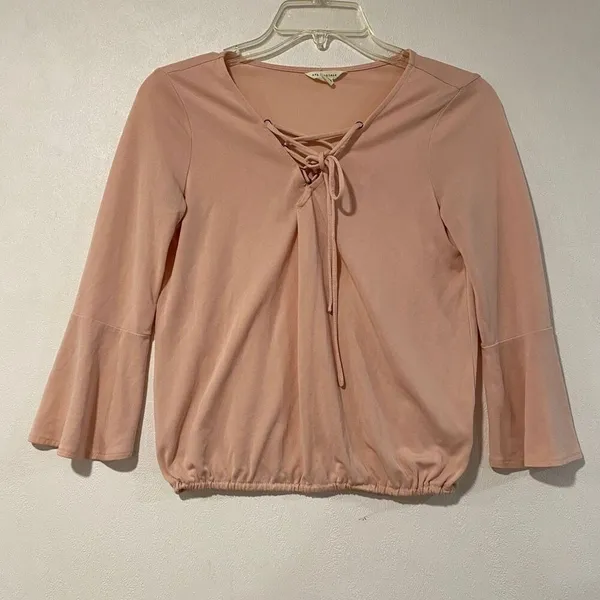 Aeropostale XS Blush Pink Lace Up Bell Sleeve Boho Peasant Top - Image 2