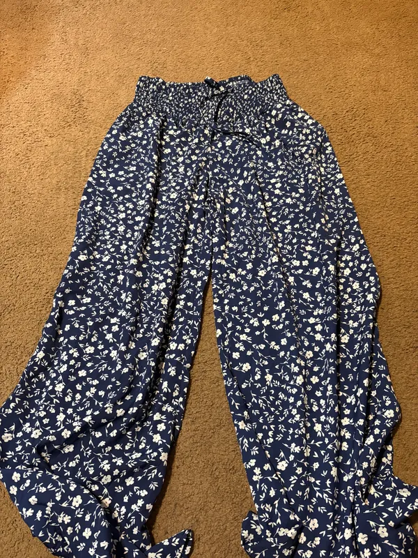 Floral Blue Pants Shein - Image 2