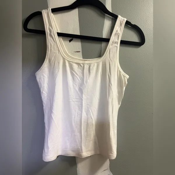Lululemon Classic Ribbed White Tank Top - Image 4