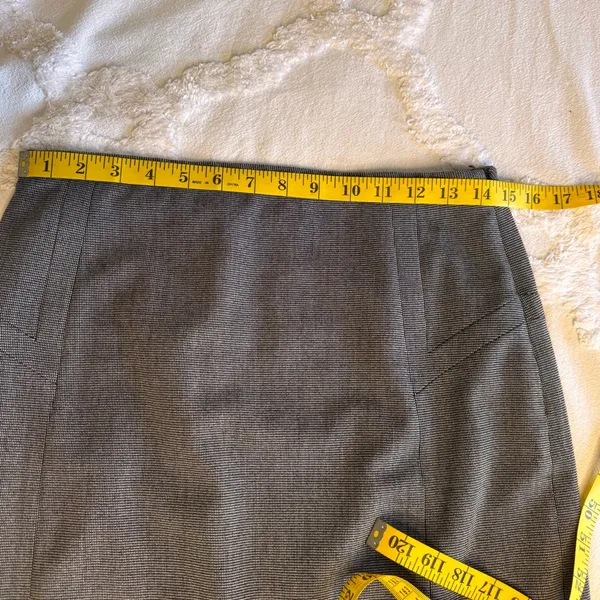 EXPRESS‎ GRAY SKIRT FOR WOMEN SIZE 6 Fully Lined Side Zipper Closure - Image 8