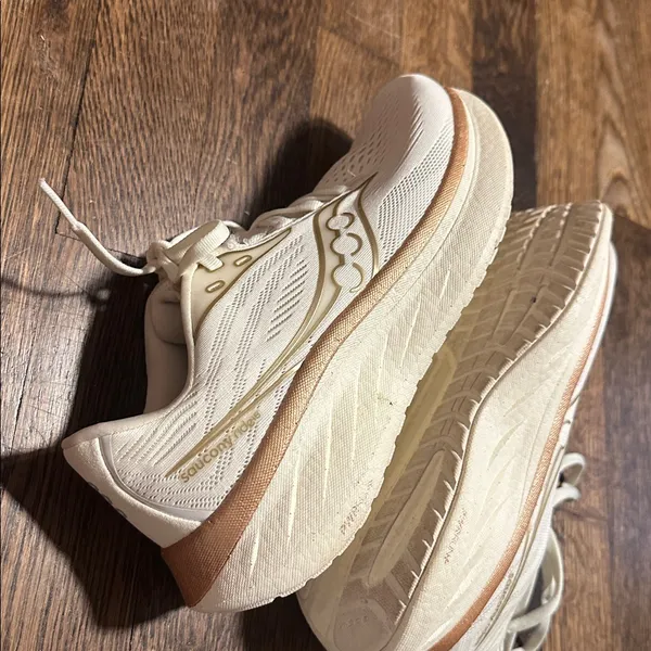 Saucony WOMEN'S RIDE 18 Vanilla Size 6 - Image 5