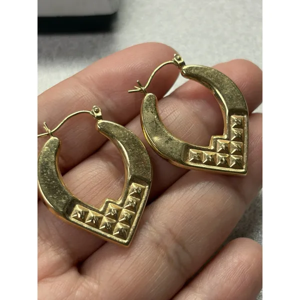Vintage 14k Yellow Gold Hearts Hollow Hoop Earrings 3.2 Grams WITH DENTS - Image 3