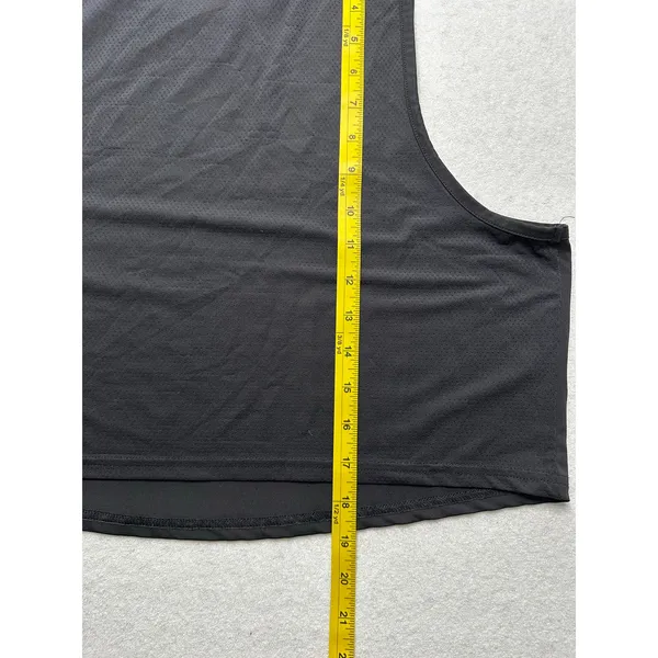 Gymshark Women’s Cropped Tank Top Black XL - Image 7