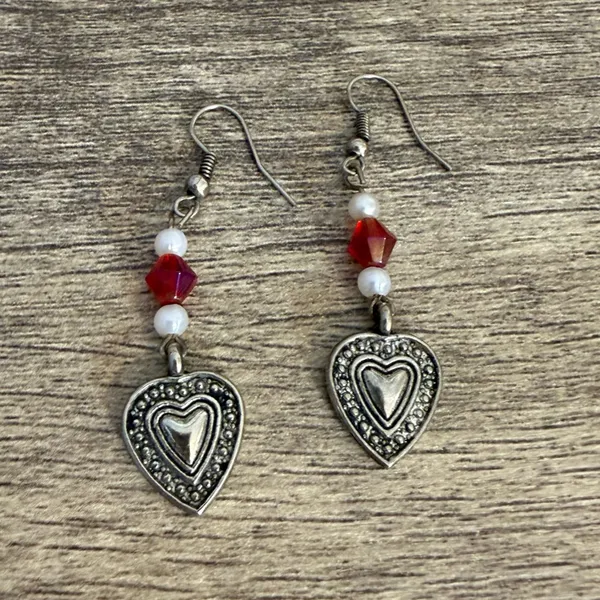 Silver Tone Heart Dangle Earrings w/ Red & White Beads Valentine’s Day - Image 4