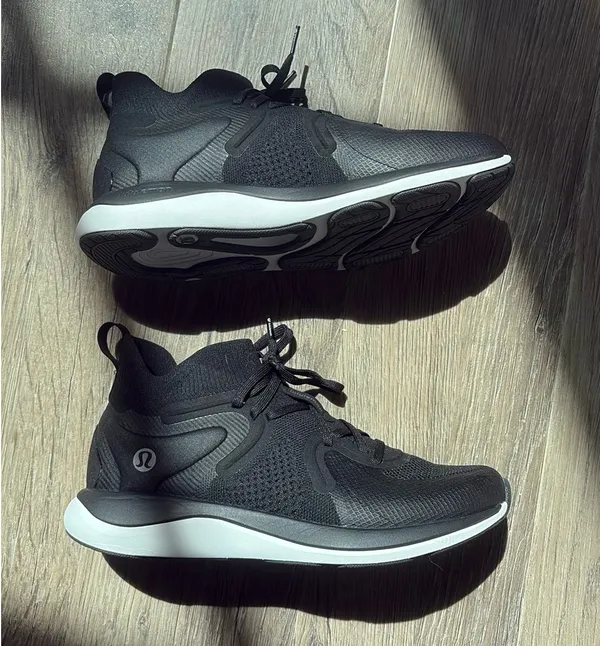 Lululemon Chargefeel 2 Shoes Mid Workout - Image 9