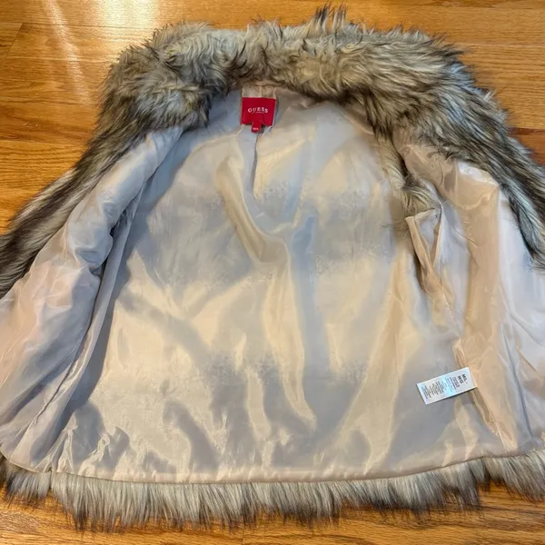 🙂Faux Fur Vest in Mixed Brown and Cream Tones - Image 3