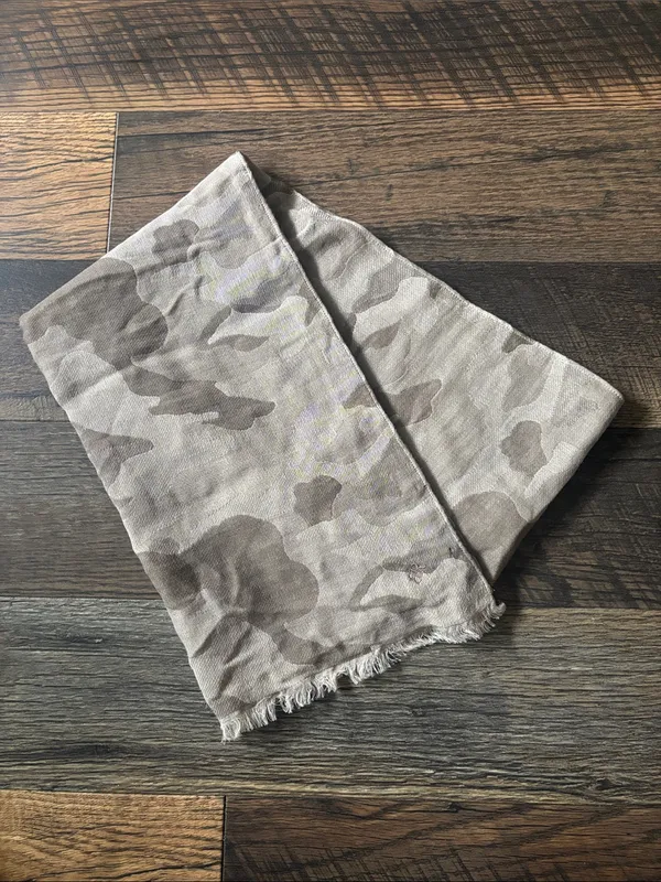 Banana Republic Wool-Cotton Blend Beige Camo Lightweight Scarf - Image 2