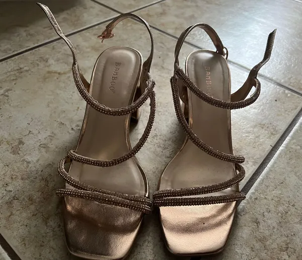 Rose Gold Heels Size 7.5 - Image 2