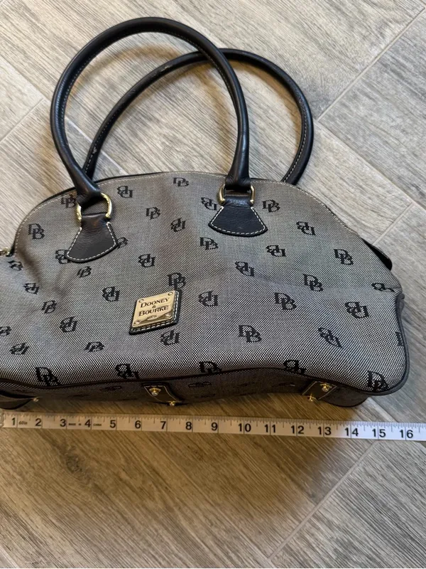 Dooney & Bourke Vintage Rare Zip Satchel Black & Gray - Image 4