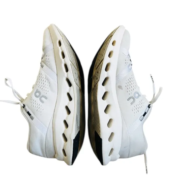 On Cloudsurfer 2 women’s Running Shoes Sneakers White Size 9 - Image 5