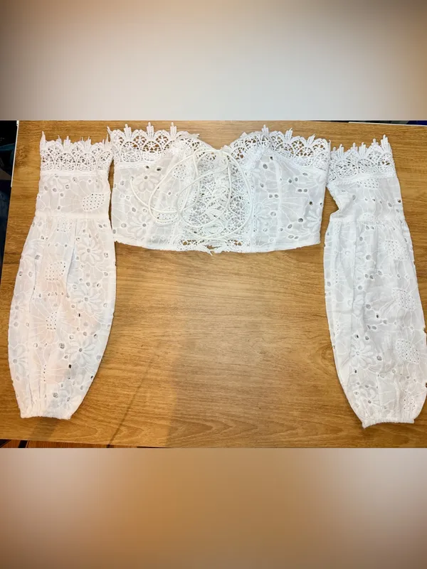 SHEIN XS White Eyelet Lace Crop Top Detachable Sleeves Off Shoulder Halloween - Image 2