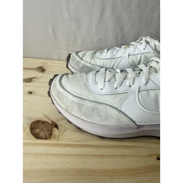 Nike Women’s Waffle Debut DH9523-106 Summit Off White Running Sneakers Size 9 - Image 9