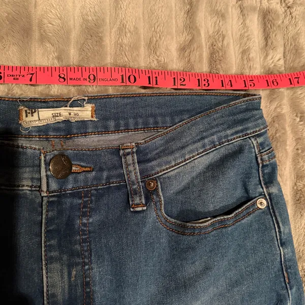 Free People FP Blue High-Rise Straight Leg/Skinny‎ Jeans Size W 30 - Image 5