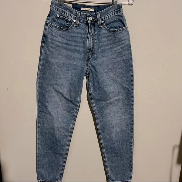 Levi’s Premium‎ 80’s Mom Jean High Rise Denim Jeans - Image 6