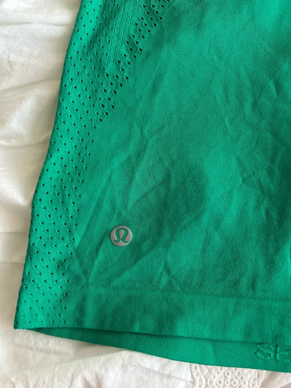 Lululemon green tank top - Image 3