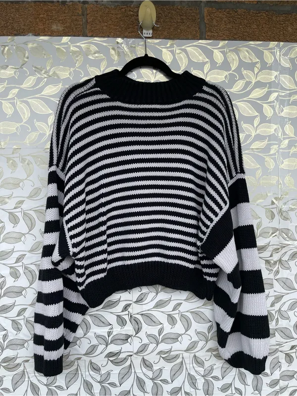 UNIF Logo Striped Oversized Sleeve Crop Sweater Medium Y2K Indie Sleaze - Image 6