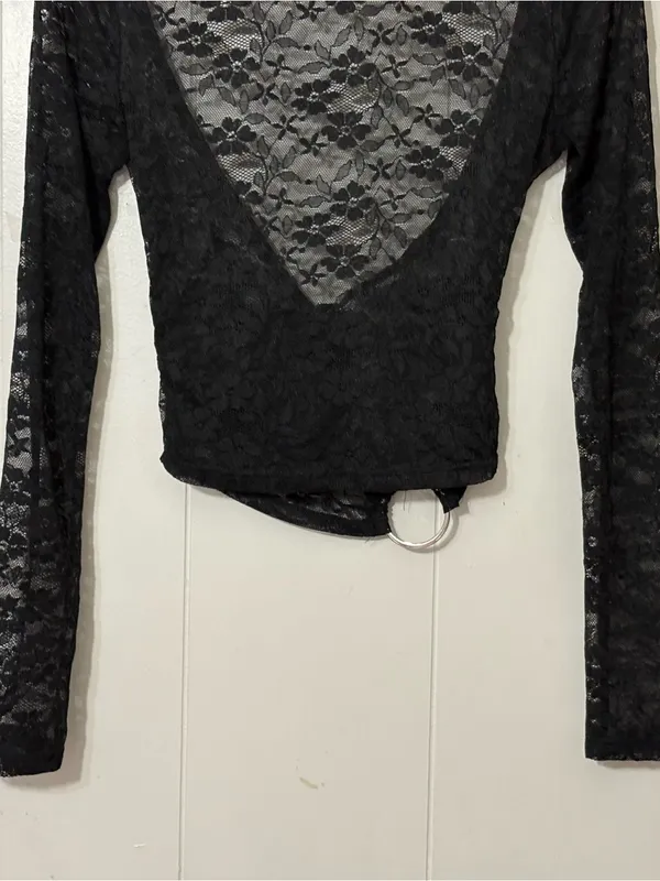 Outcast Black Sheer Floral Lace Ring Detail Long Sleeve Crop Top Women’s Medium - Image 8