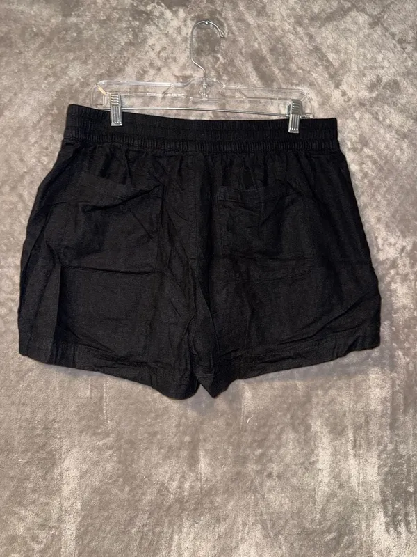 Old Navy Women's Casual Black Elastic Waistband Pocket Shorts - Image 6