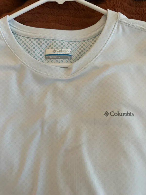 Columbia Shirt Women’s - Image 2