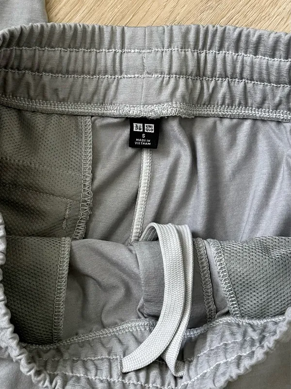Uniqlo Ultra Stretch DRY-EX Jogger Pants! - Image 4