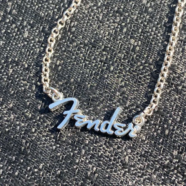 💎🩶 Vintage Y2K 2000s NWT Fender Monogram Statement Silver Tone Metal Pendant & Ball Chain Necklace $19.99 🩶💎 - Image 3
