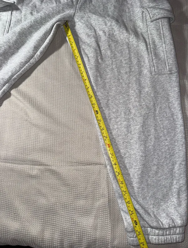 Universal Threads  man sweatpants - Image 4