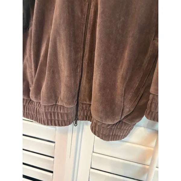 Offline Purple Velour Zip‎ Up Jacket Size Small - Image 4
