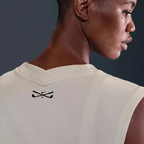 Nike Women's V-Neck Golf‎ Vest medium - Image 6