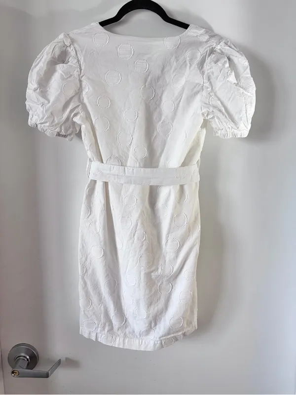 J.O.A. Ivory white cotton V-Neck Puff Sleeve Mini Dress with Buckle Belt - Image 3