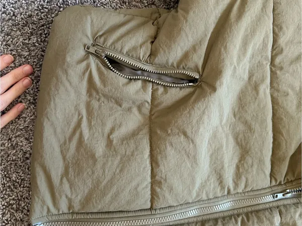 Le Lis Olive Green Quilted Puffer Jacket - Image 4