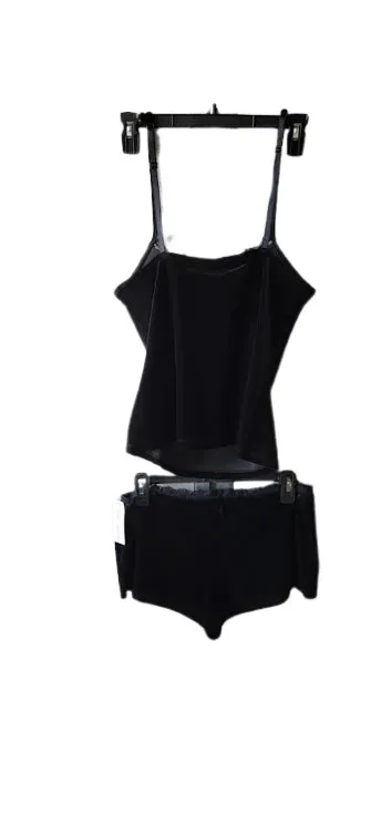 Gilligan O'Malley Womens Black Velvet Chemise and Matching Shorts Sleepwear Set - Image 4