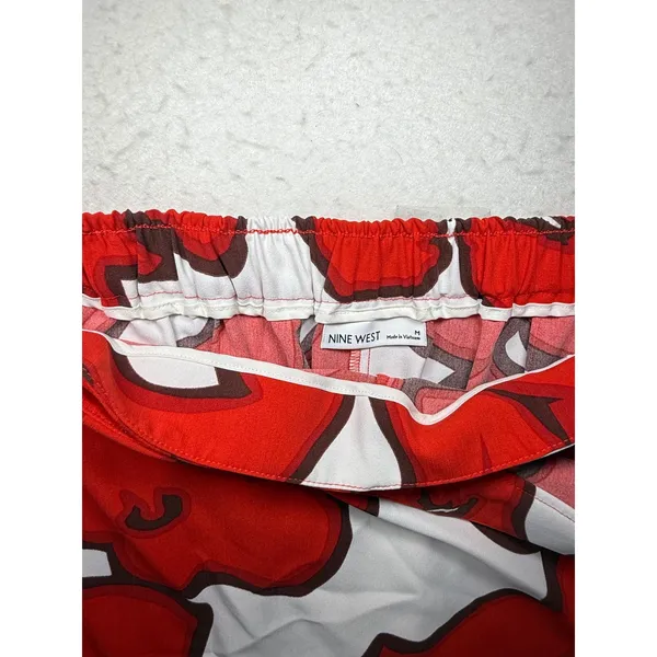 Nine West Womens Red White Abstract Floral Wrap Skort Size Medium Elastic Waist - Image 3