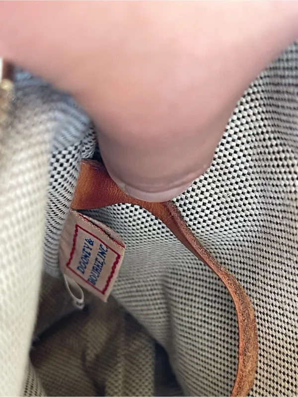Dooney & Bourke Pink Signature Shoulder Bag with Brown Trim - Image 15