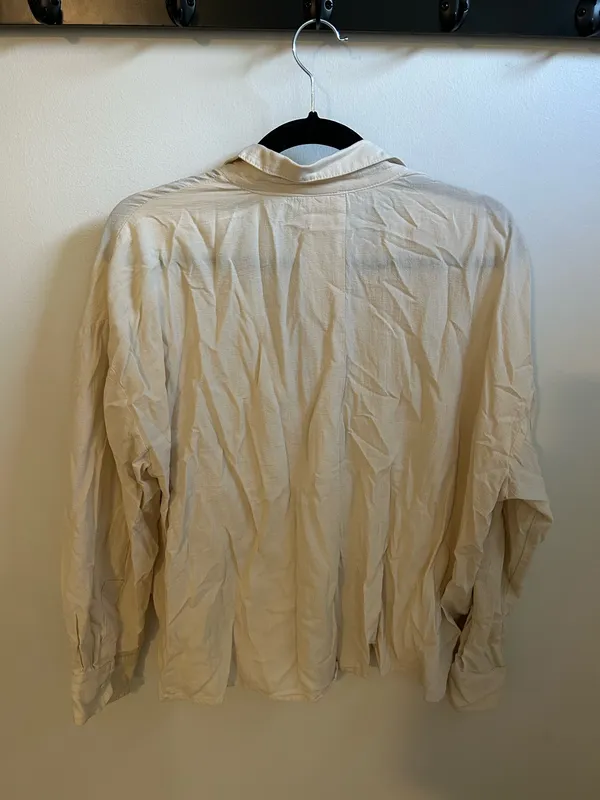 Stpl Light Beige Button - Image 2