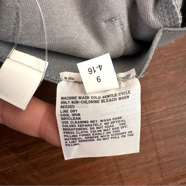 UNIQLO grey elastic waist ponte pants, size M, NWT - Image 7