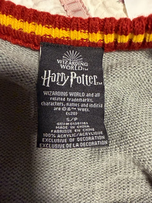 Harry Potter Gryffindor Cardigan - Image 4