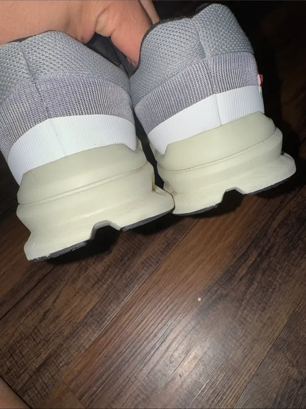 On Cloudrunner running sneakers in the Frost/Aloe colorway - Image 3