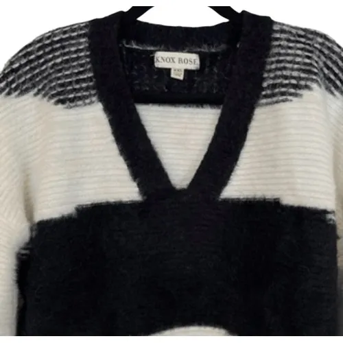 KNOX ROSE Women's Sweater XXL Black White Striped Fuzzy V‎ Neck Cozy Knit Target - Image 3