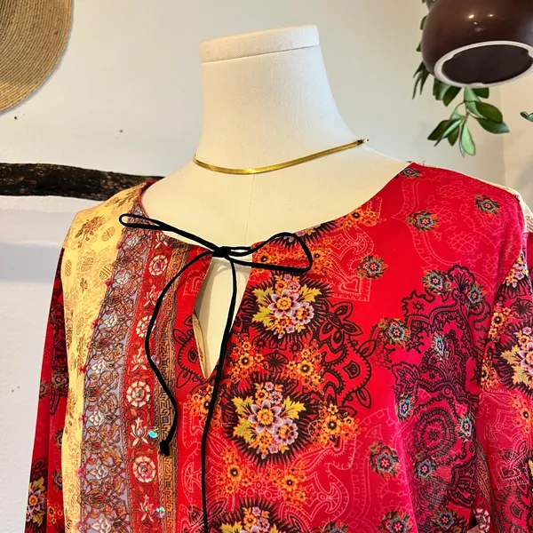Laura G. Y2K Patchwork Long Sleeve Printed Bow Tie Indie Boho Blouse Size XL USA - Image 2