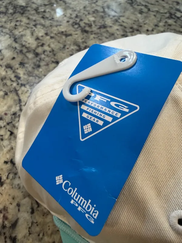 Columbia Cream and Aqua Fish Scale Patch Snapback Hat - Image 3