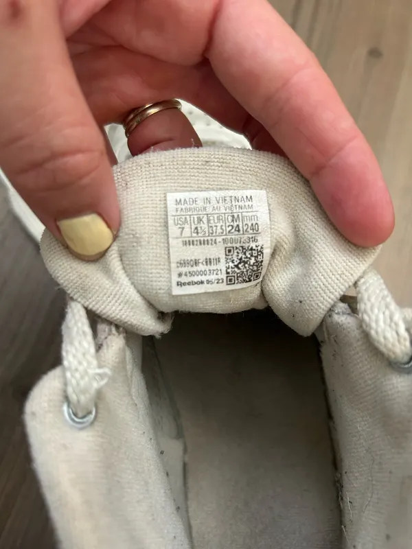 Reebok Club C Geo Mid Women’s Sneakers - Image 6