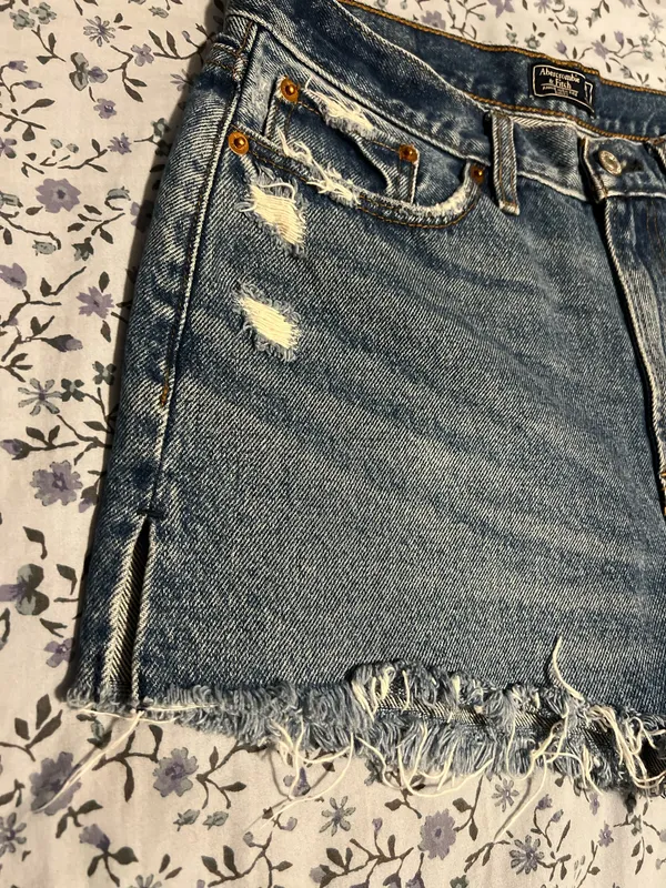Abercrombie & Fitch Dark Wash High-Wasted Denim Jean Shorts - Image 3